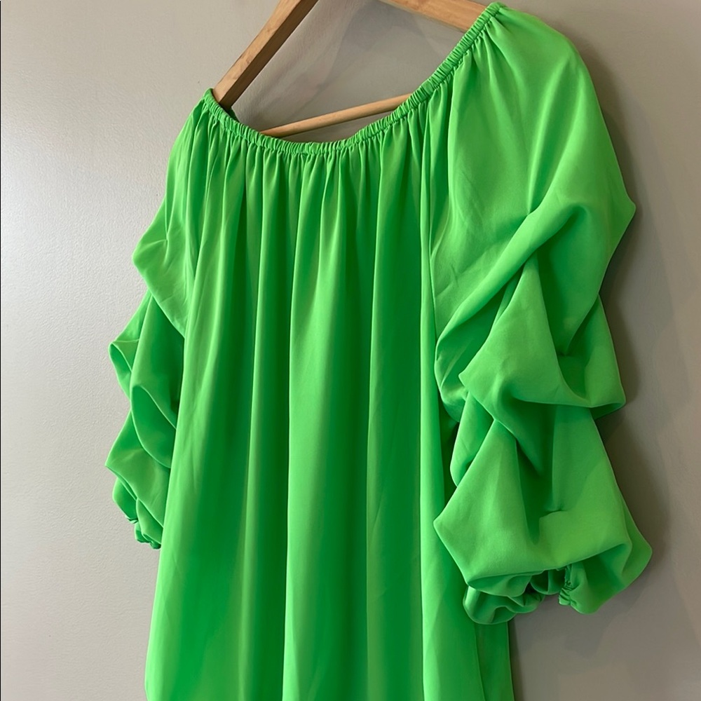 CeCe Vibrant Green Ruffle Sleeve Blouse - Picture 9 of 10